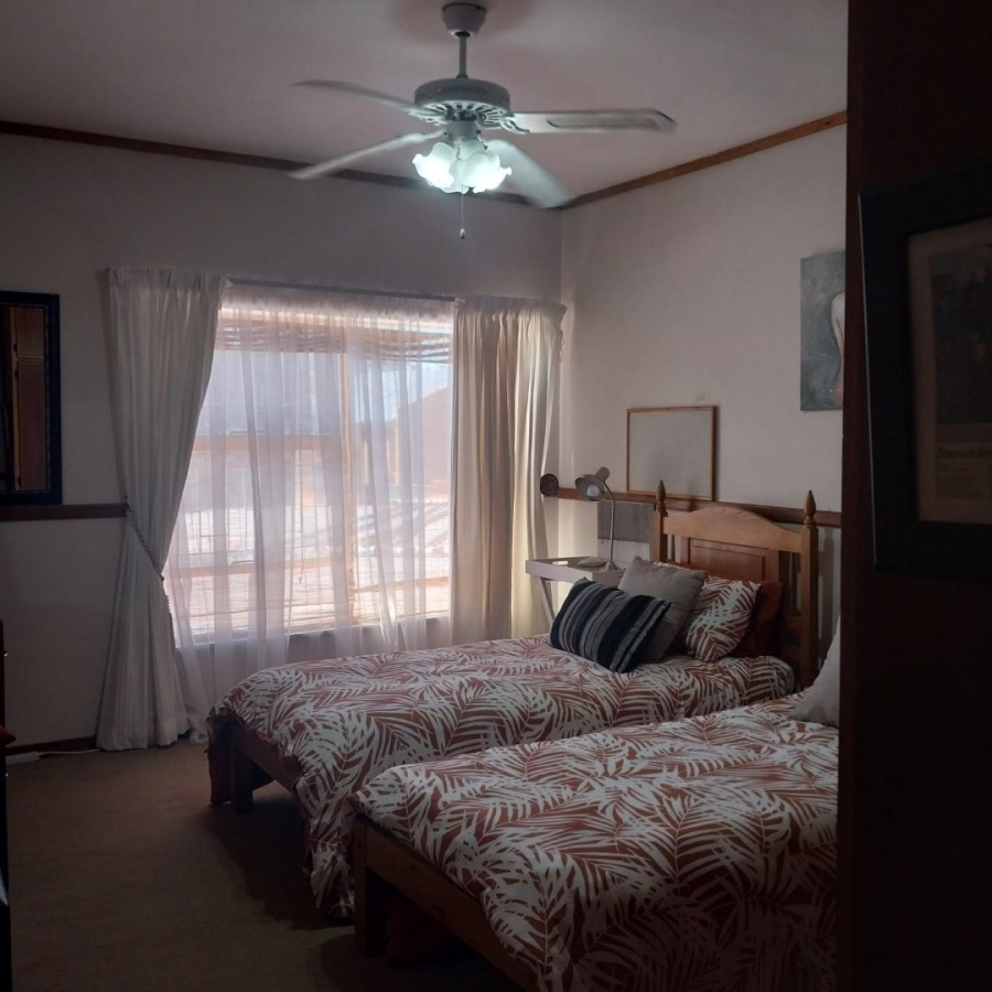 5 Bedroom Property for Sale in El Toro Park Northern Cape